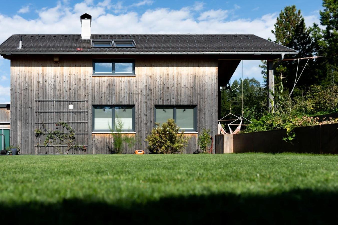 Ferienhaus Bergblick Bregenzerwald Villa Luaran gambar